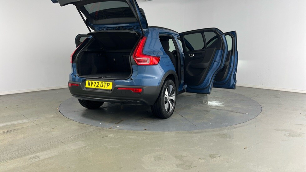 Used Volvo XC40 2022 for sale - 76172456: Photo 30
