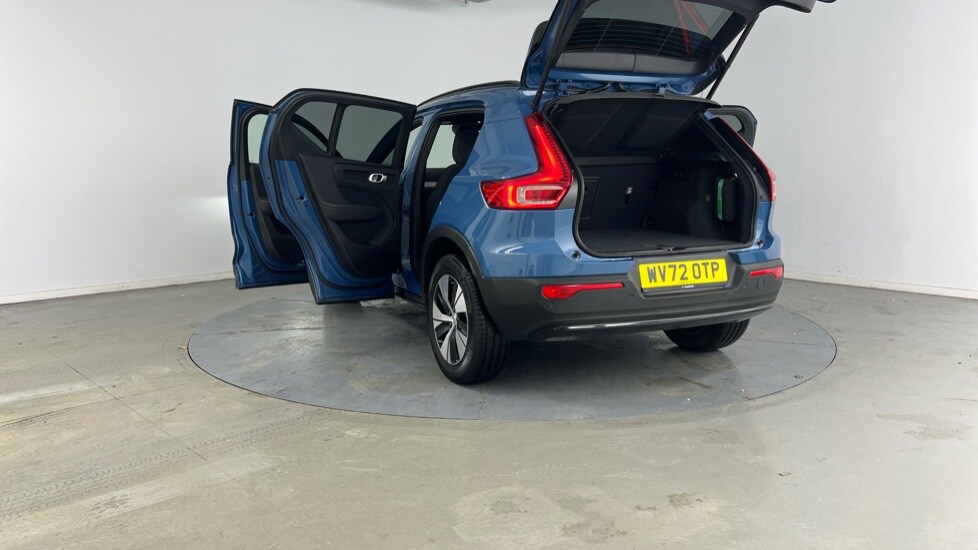 Used Volvo XC40 2022 for sale - 76172456: Photo 34