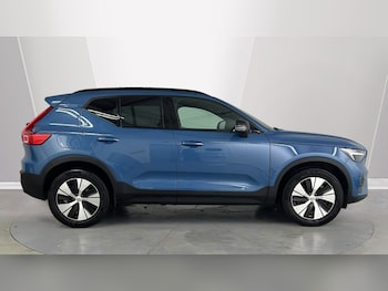 Used Volvo XC40 2022 for sale - 76172456: Photo