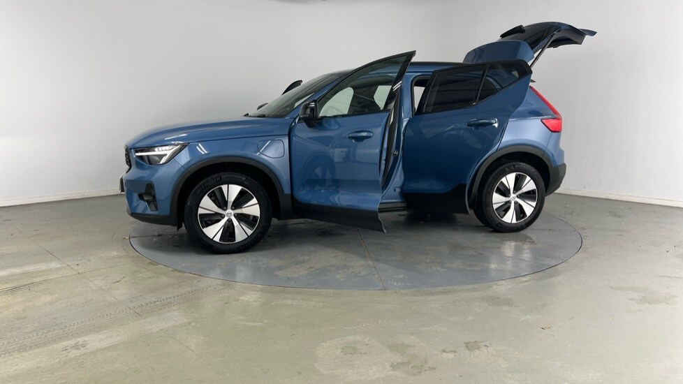 Used Volvo XC40 2022 for sale - 76172456: Photo 40