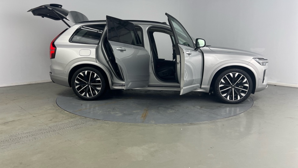 Used Volvo XC90 2025 for sale - 77563378: Photo 25