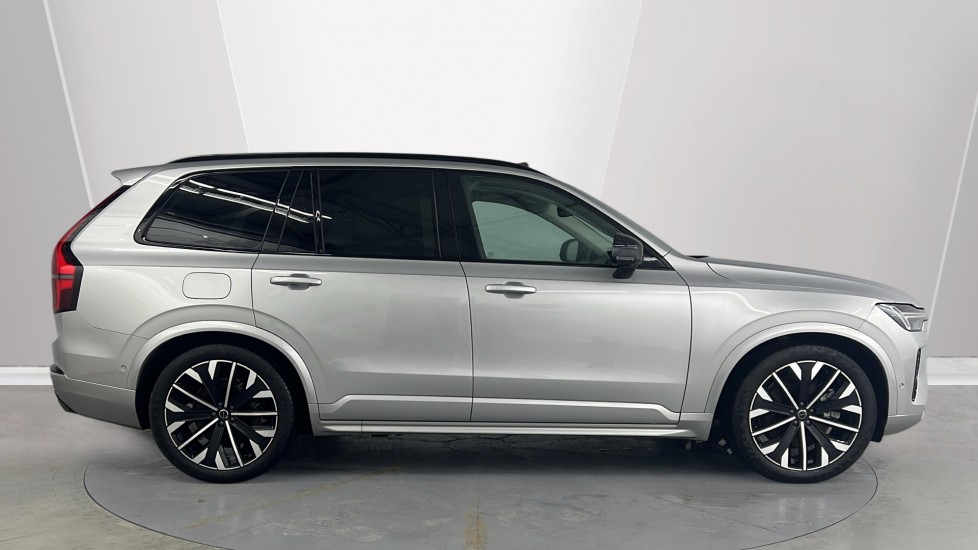 Used Volvo XC90 2025 for sale - 77563378: Photo 3