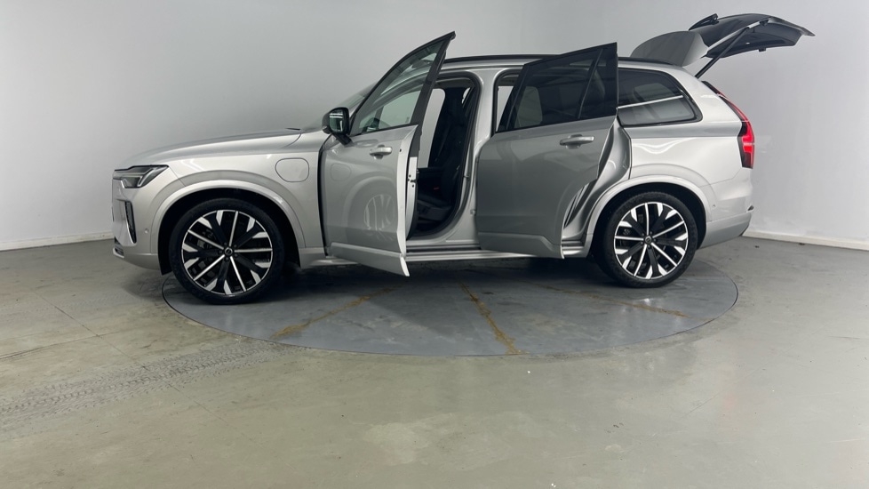 Used Volvo XC90 2025 for sale - 77563378: Photo 39