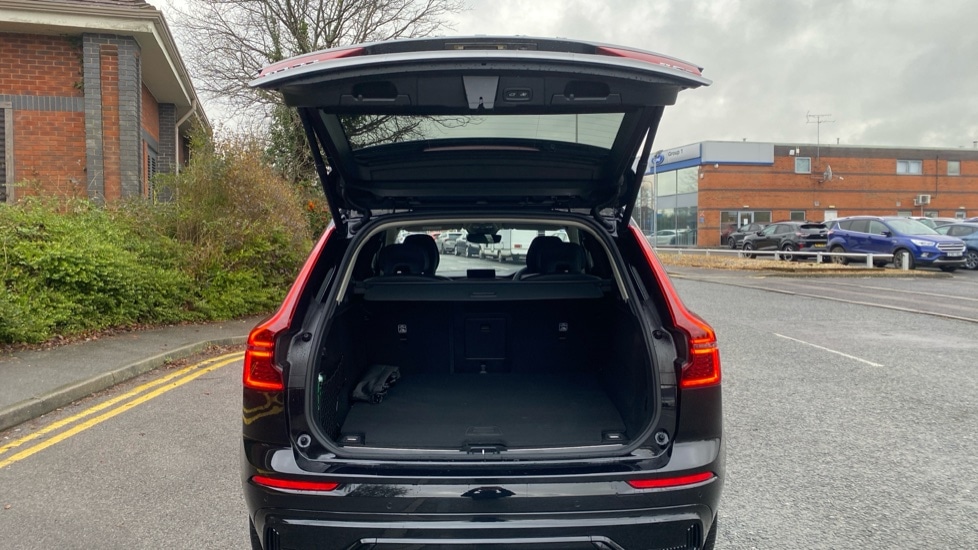 Used Volvo XC60 2025 for sale - 77239490: Photo 13