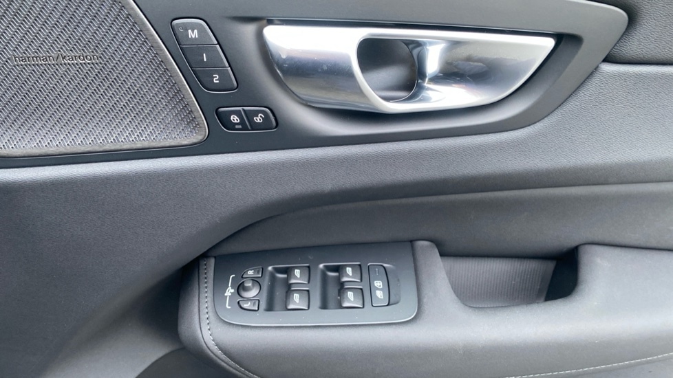 Used Volvo XC60 2025 for sale - 77239490: Photo 28