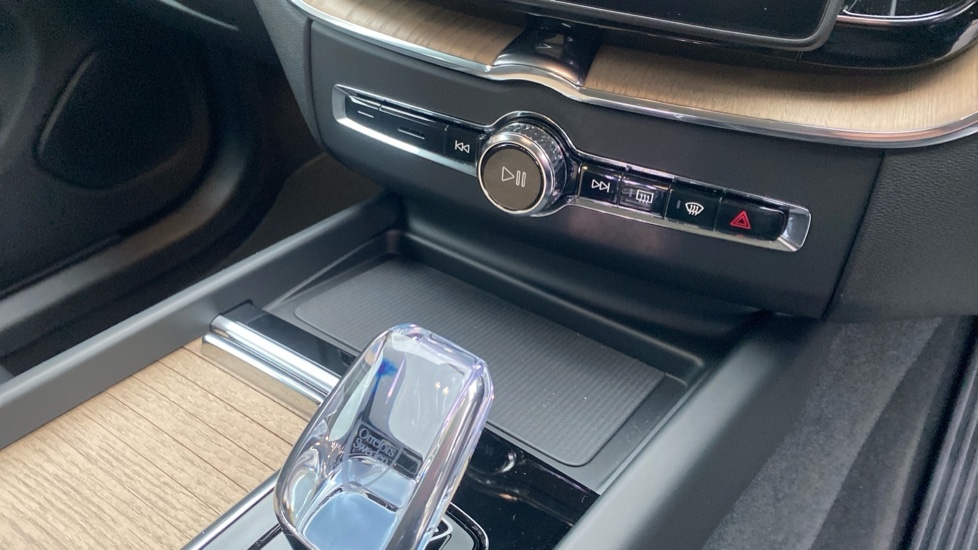 Used Volvo XC60 2025 for sale - 77239490: Photo 40