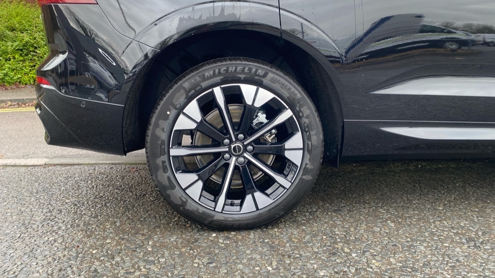 Used Volvo XC60 2025 for sale - 77239490: Photo 48