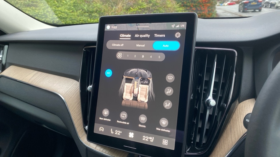 Used Volvo XC60 2025 for sale - 77239490: Photo 50