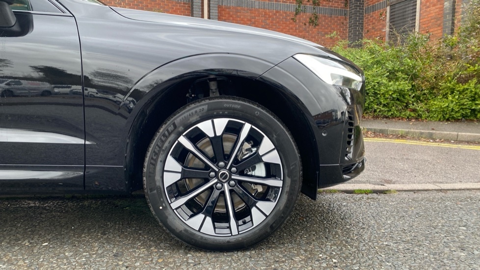 Used Volvo XC60 2025 for sale - 77239490: Photo 9