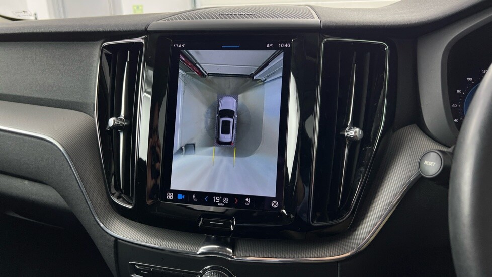 Used Volvo XC60 2022 for sale - 77979004: Photo 14