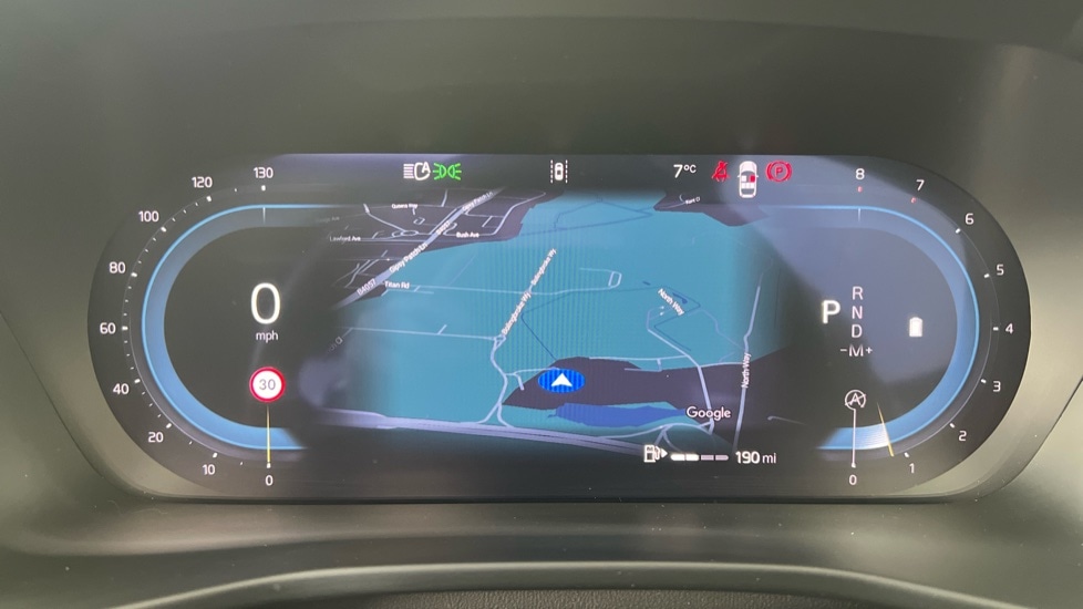 Used Volvo XC40 2025 for sale - 77470840: Photo 11