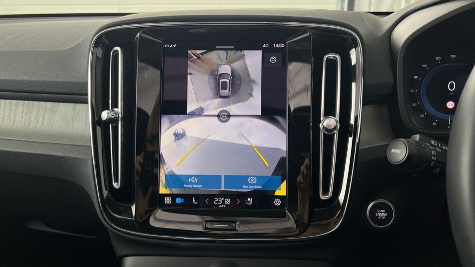 Used Volvo XC40 2025 for sale - 77470840: Photo 14