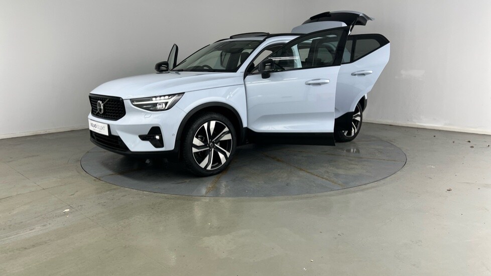 Used Volvo XC40 2025 for sale - 77470840: Photo 15