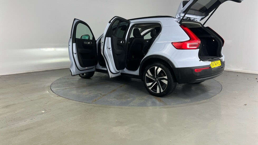 Used Volvo XC40 2025 for sale - 77470840: Photo 35