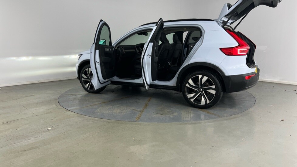 Used Volvo XC40 2025 for sale - 77470840: Photo 36