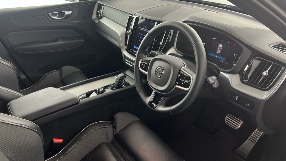 Used Volvo XC60 2021 for sale - 76773295: Photo 4