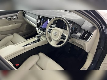 Used Volvo S90 2018 for sale - 75860176: Photo