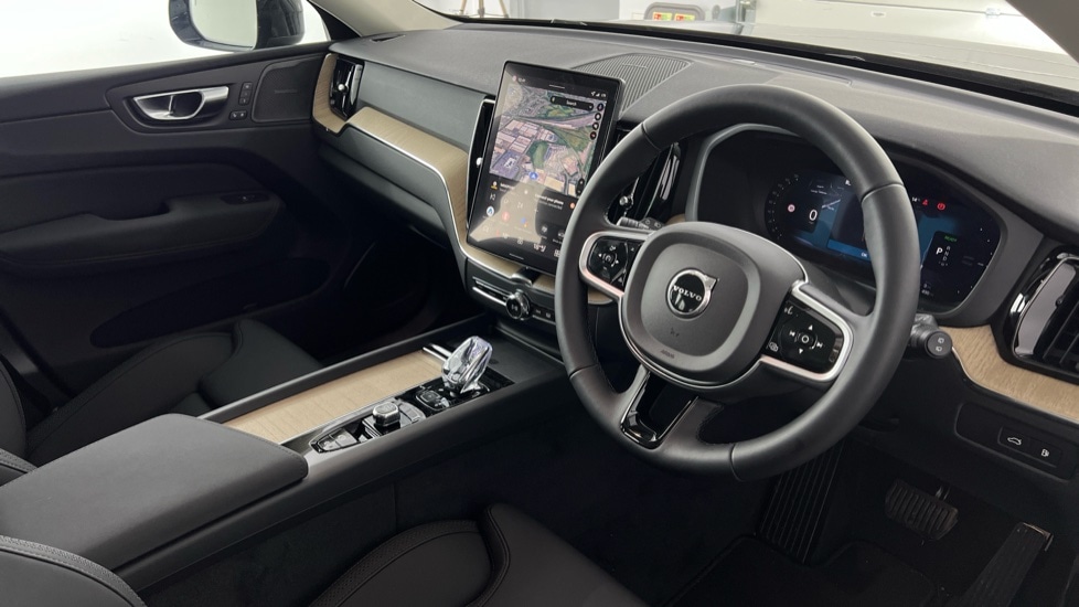 Used Volvo XC60 2026 for sale - 77799823: Photo 4