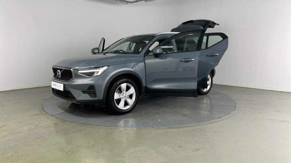 Used Volvo XC40 2023 for sale - 76023233: Photo 15