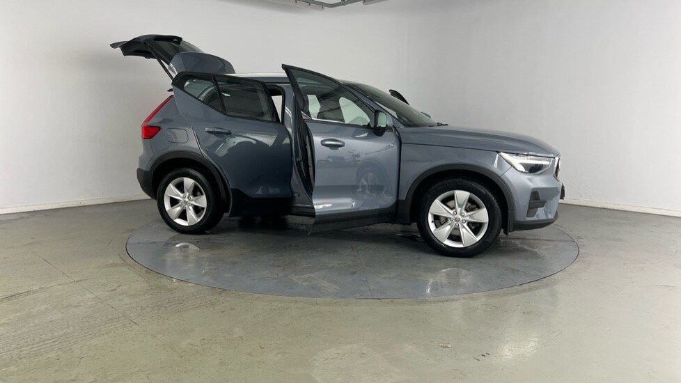 Used Volvo XC40 2023 for sale - 76023233: Photo 24