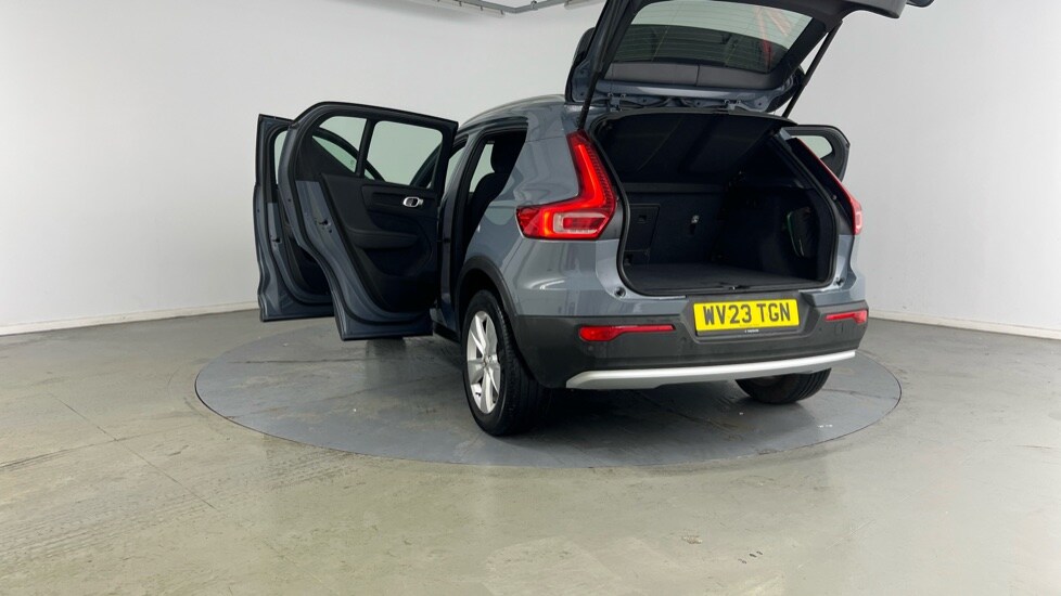 Used Volvo XC40 2023 for sale - 76023233: Photo 33
