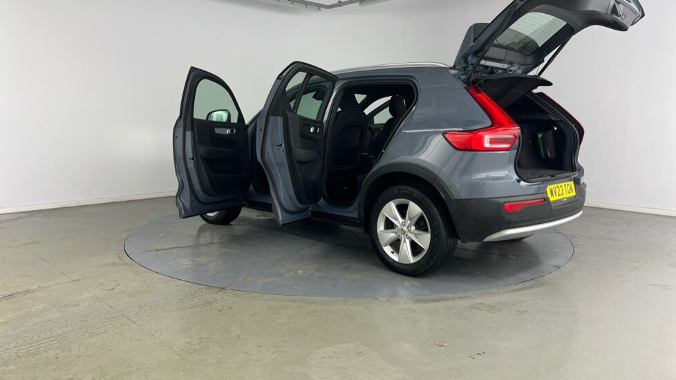 Used Volvo XC40 2023 for sale - 76023233: Photo 34