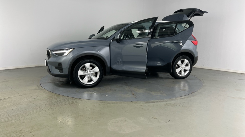 Used Volvo XC40 2023 for sale - 76023233: Photo 39