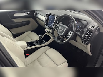 Used Volvo XC40 2018 for sale - 76316889: Photo