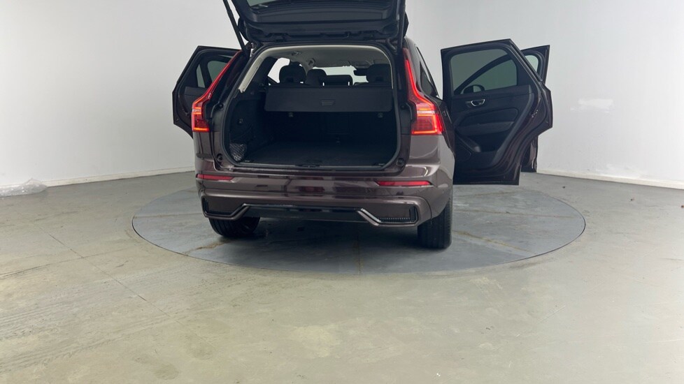 Used Volvo XC60 2025 for sale - 77771112: Photo 31