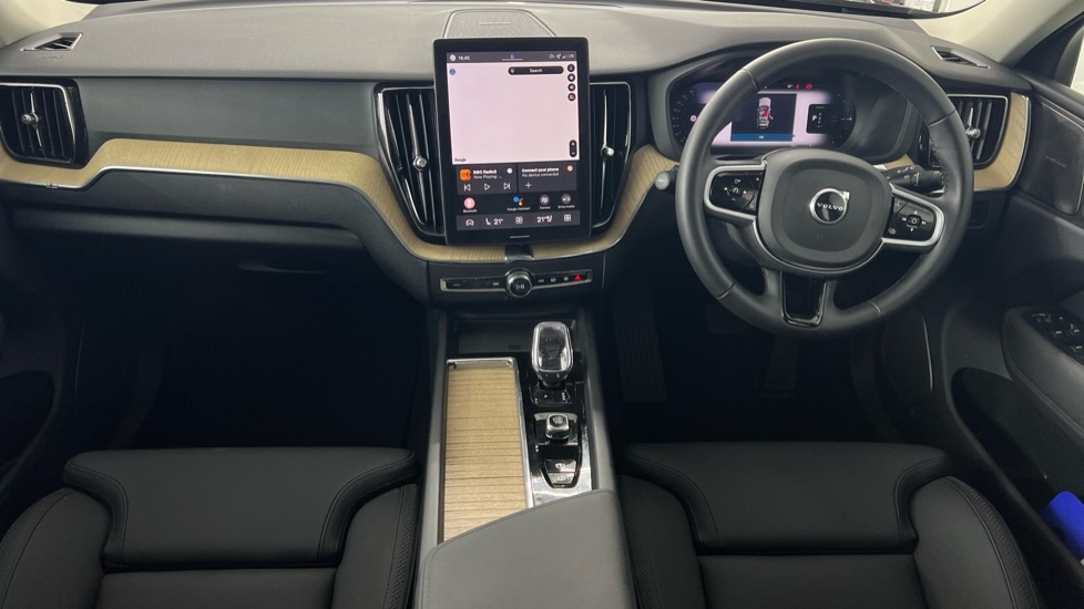 Used Volvo XC60 2025 for sale - 77771112: Photo 5
