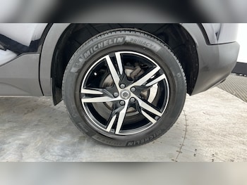 Used Volvo XC40 2021 for sale - 76366572: Photo