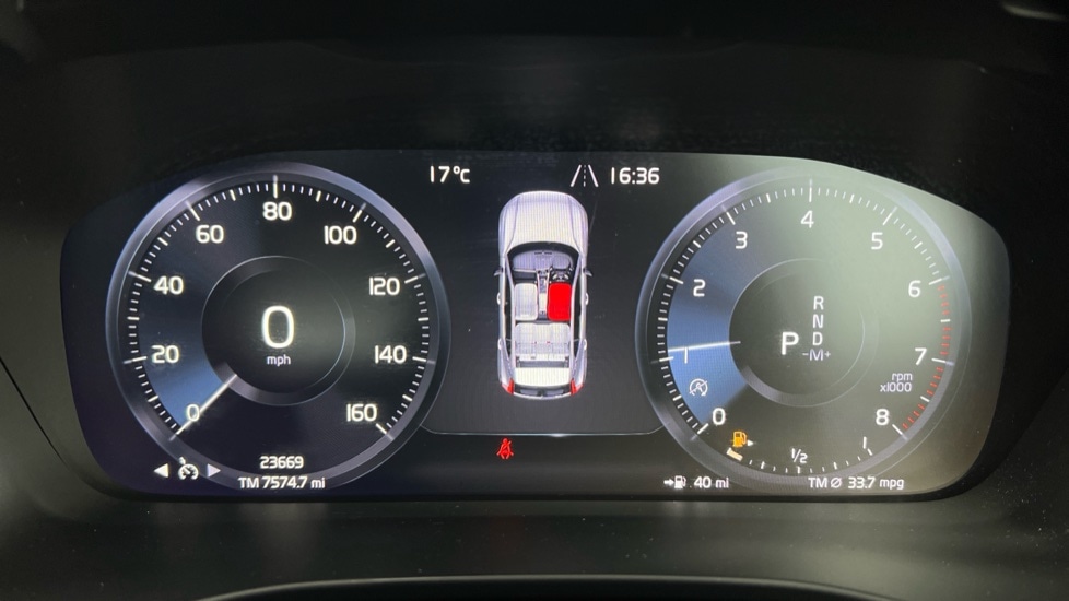 Used Volvo XC40 2021 for sale - 76366572: Photo 9