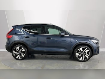 Used Volvo XC40 2025 for sale - 79057165: Photo