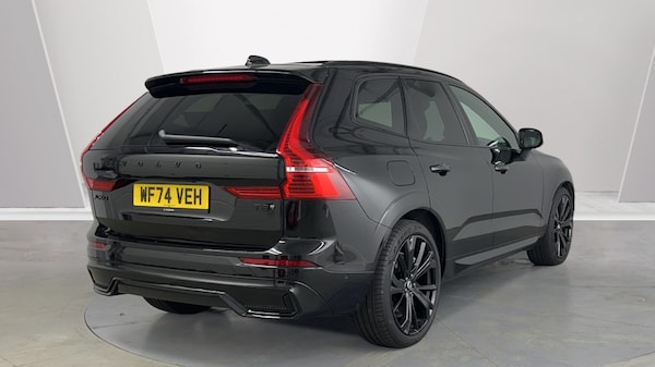 Used Volvo XC60 2024 for sale - 76316927: Photo 2