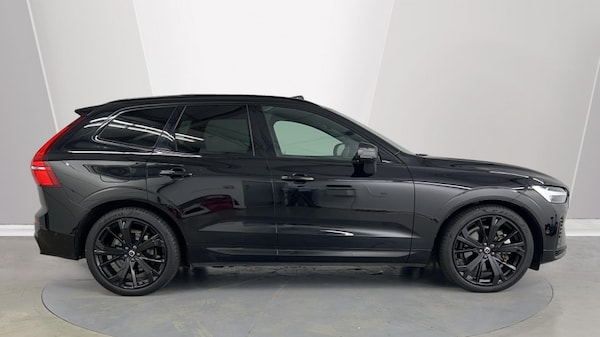 Used Volvo XC60 2024 for sale - 76316927: Photo 3