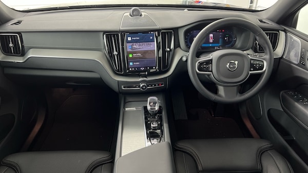 Used Volvo XC60 2024 for sale - 76316927: Photo 5