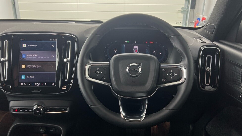 Used Volvo XC40 2024 for sale - 76552469: Photo 10