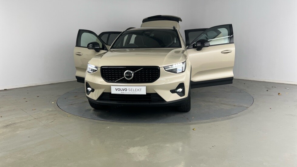 Used Volvo XC40 2024 for sale - 76552469: Photo 18