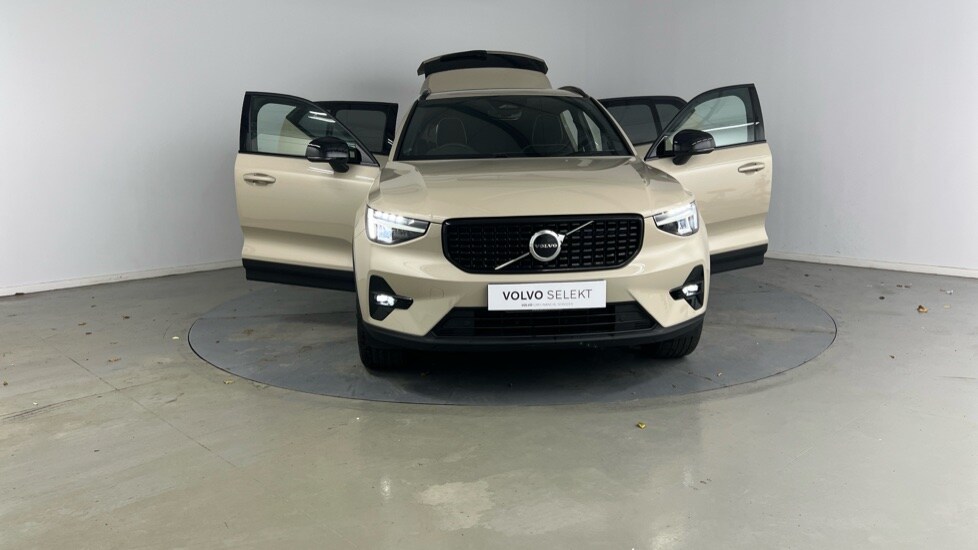 Used Volvo XC40 2024 for sale - 76552469: Photo 19