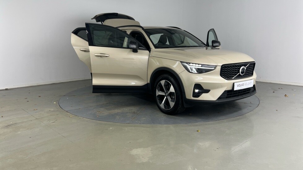 Used Volvo XC40 2024 for sale - 76552469: Photo 21