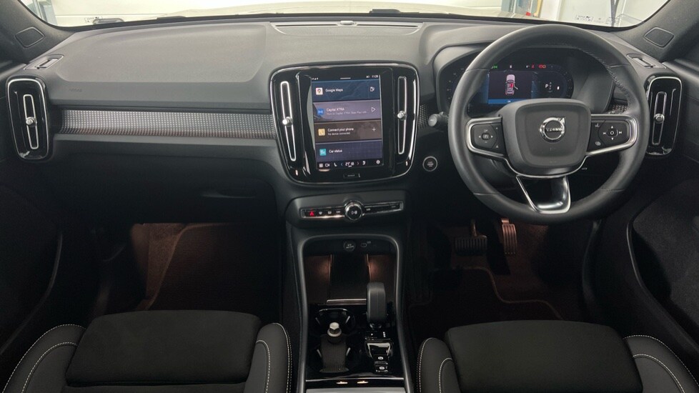 Used Volvo XC40 2024 for sale - 76552469: Photo 5