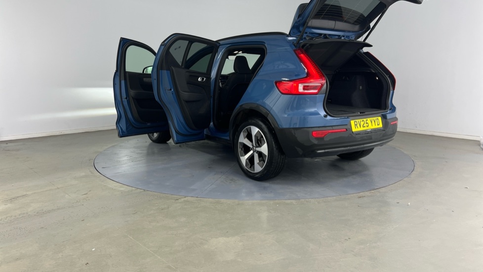Used Volvo XC40 2025 for sale - 77406241: Photo 33