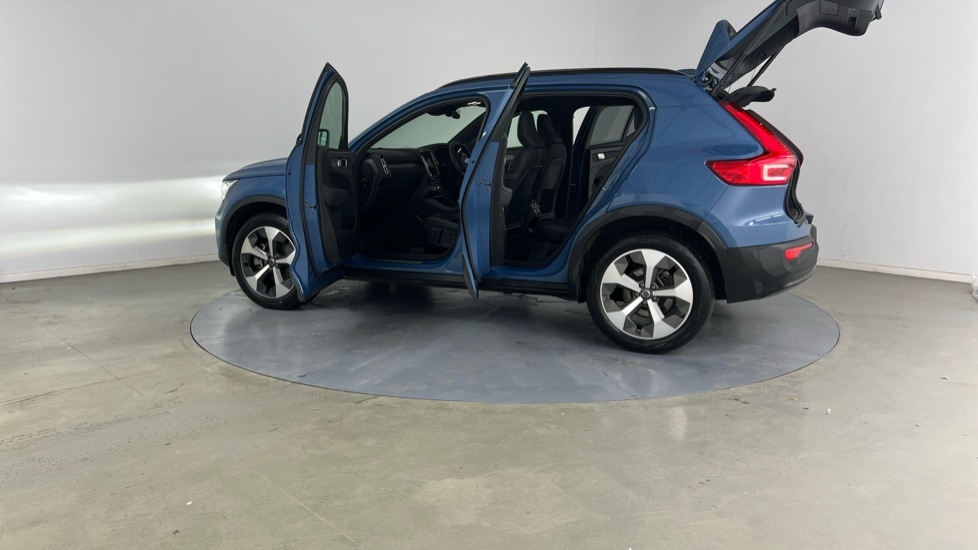 Used Volvo XC40 2025 for sale - 77406241: Photo 35