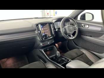 Used Volvo XC40 2021 for sale - 74721118: Photo