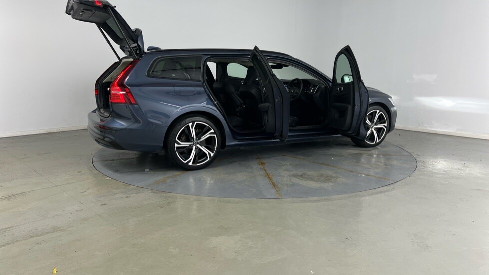 Used Volvo V60 2025 for sale - 77556879: Photo 27