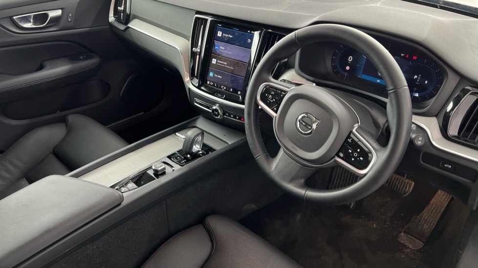 Used Volvo V60 2025 for sale - 77556879: Photo 4