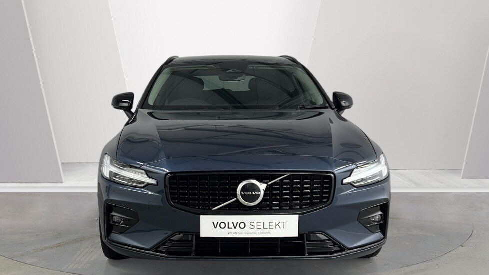 Used Volvo V60 2025 for sale - 77556879: Photo 8