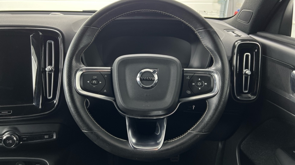 Used Volvo XC40 2020 for sale - 77312326: Photo 10