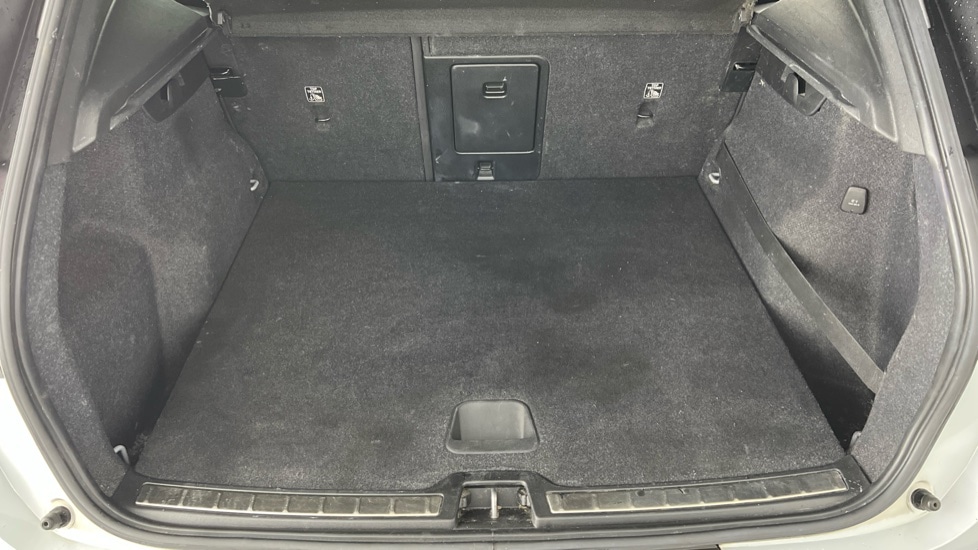 Used Volvo XC40 2020 for sale - 77312326: Photo 13