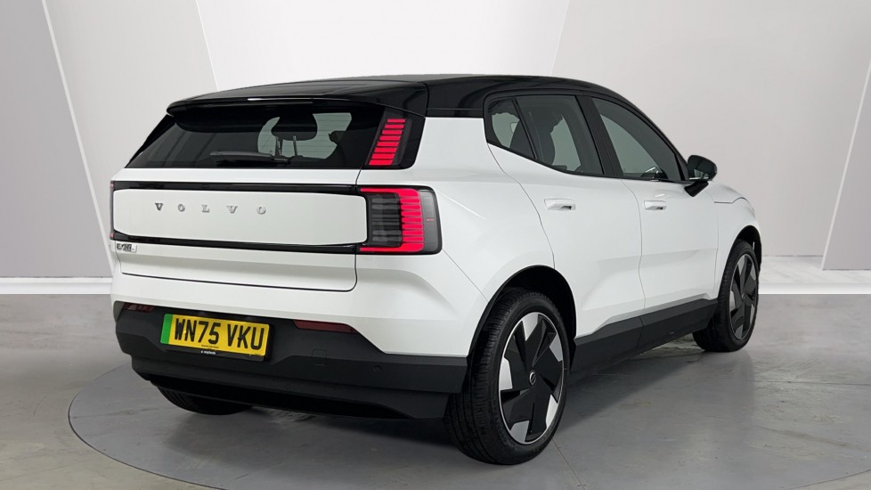 Used Volvo EX30 2025 for sale - 75952375: Photo 2